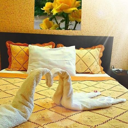 Hotel Sali Tbilisi Bagian luar foto