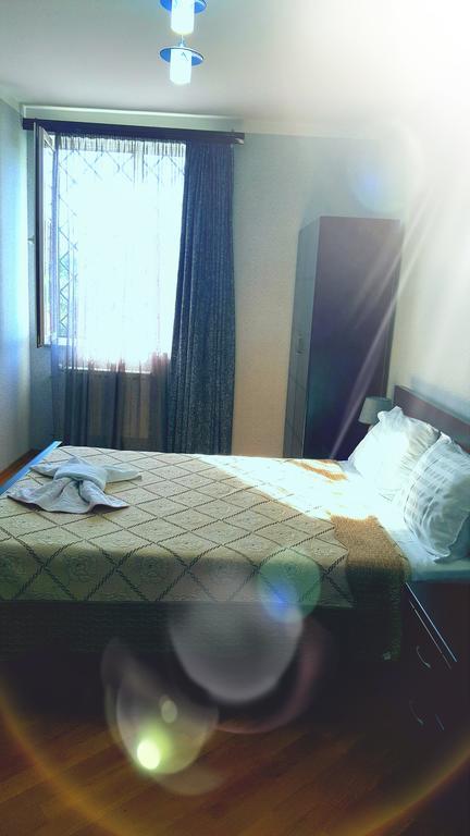 Hotel Sali Tbilisi Bagian luar foto