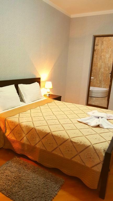 Hotel Sali Tbilisi Bagian luar foto