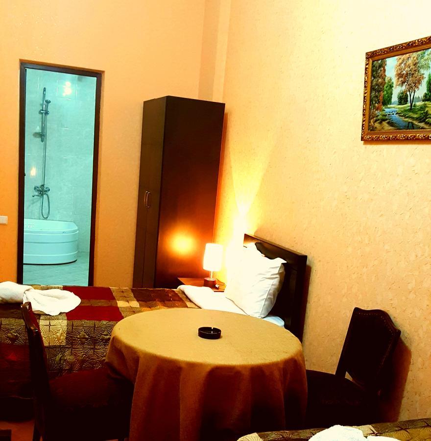 Hotel Sali Tbilisi Bagian luar foto